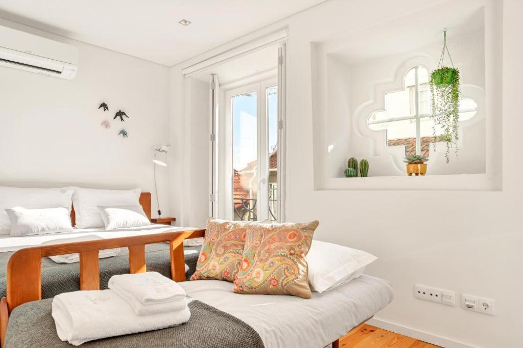 Host Wise - Lovely Shinny Flats With Balcony - Clerigos Porto Ruang foto